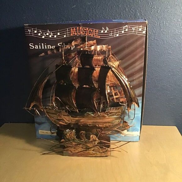 Vintage Musical Sailing Ship 12" x 3" Plays Music When You Wind The Key In Front - Picture 1 of 8